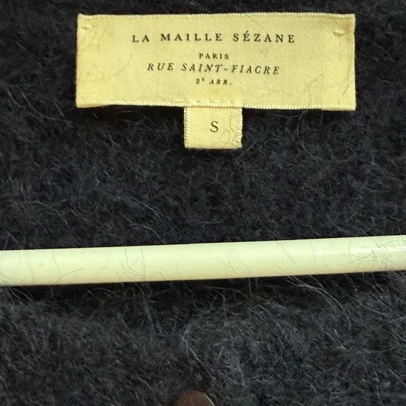 Sezane amance cardigan in navy. - Picture 2 of 2